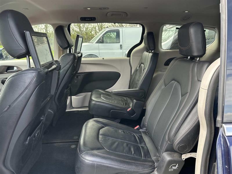 Chrysler Pacifica  2018