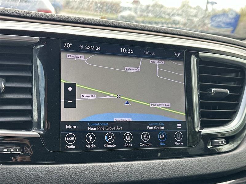 Chrysler Pacifica  2018