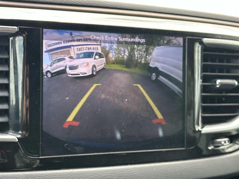 Chrysler Pacifica  2018