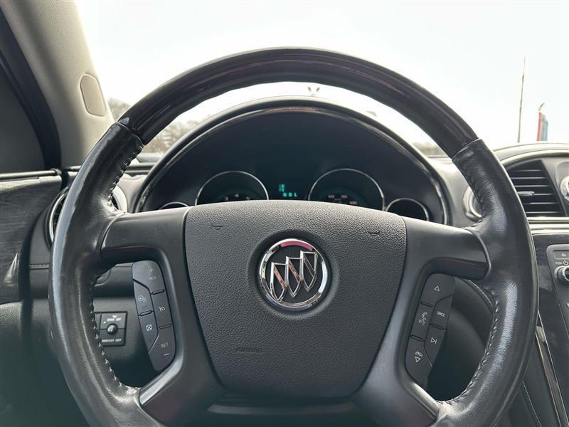 Buick Enclave  2016