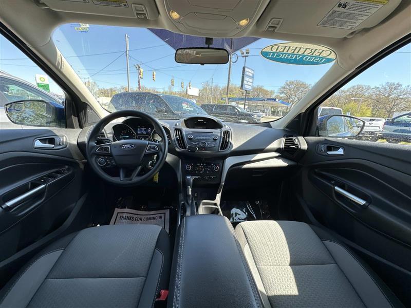 Ford Escape  2017