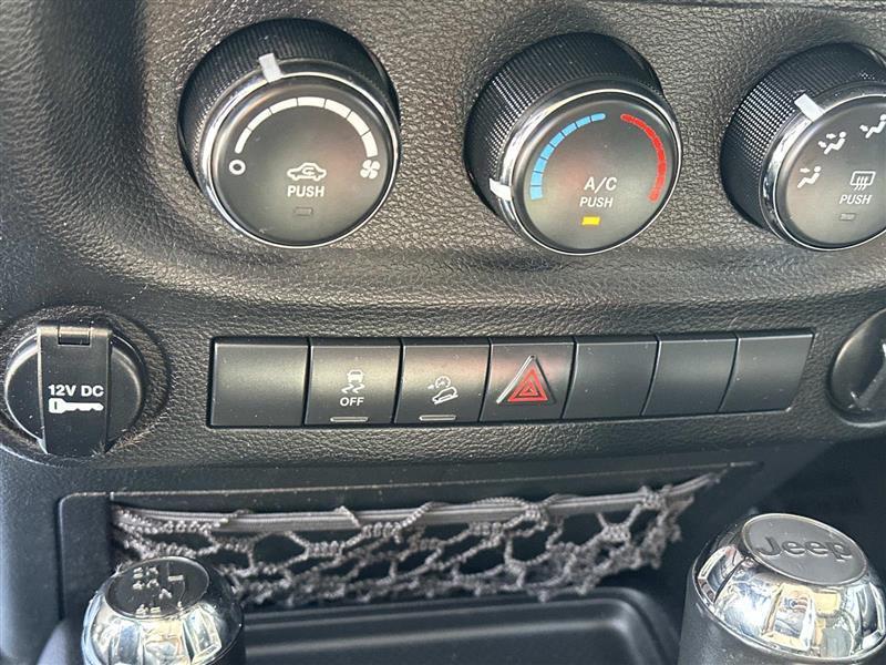 Jeep Wrangler  2014