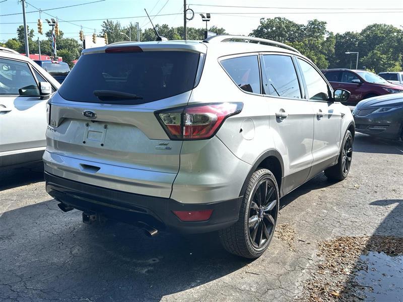Ford Escape  2018