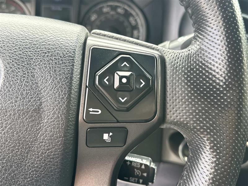 Toyota Tacoma  2017