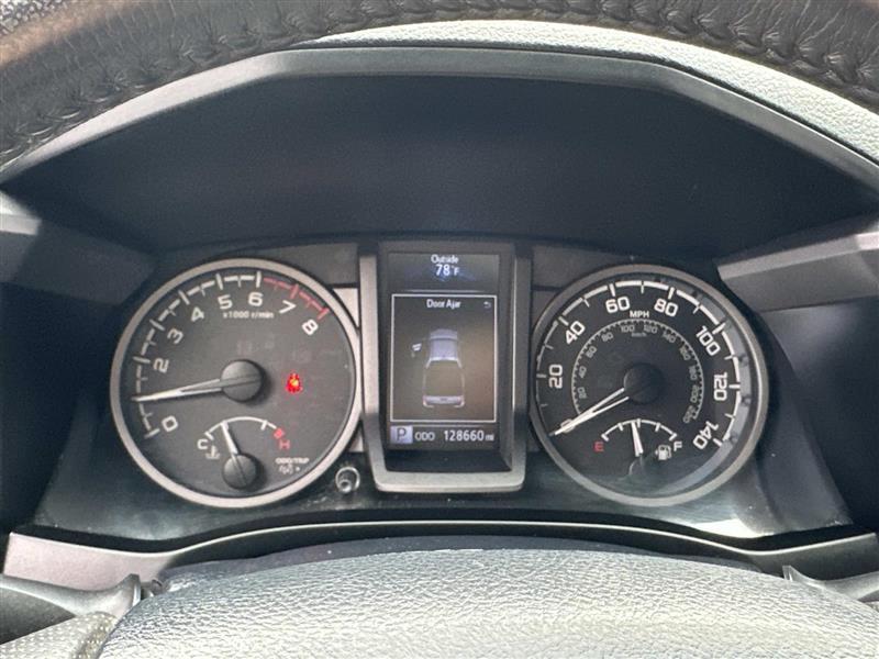 Toyota Tacoma  2017