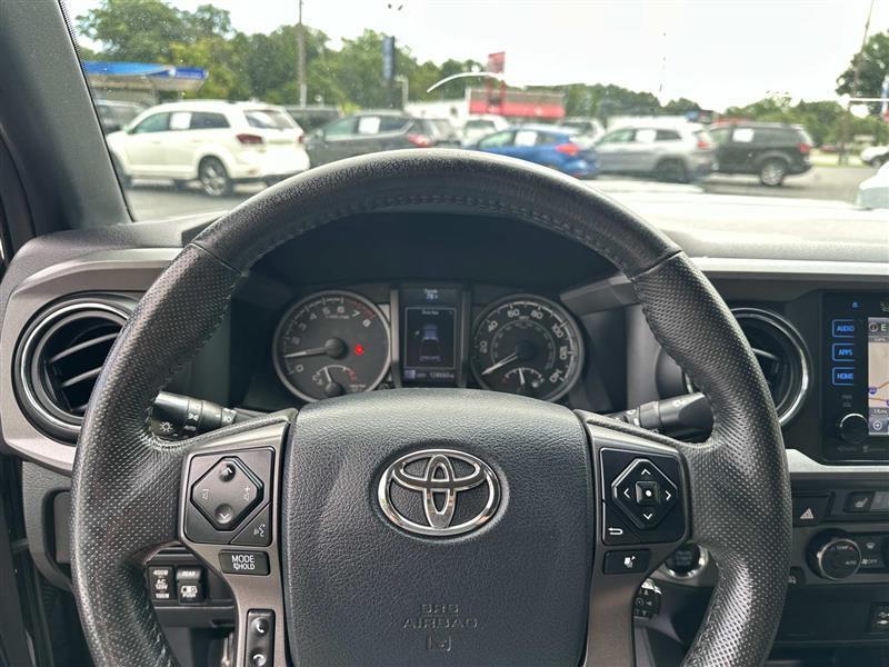 Toyota Tacoma  2017