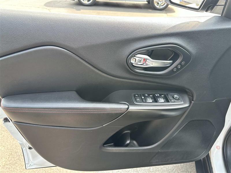 Jeep Cherokee  2019
