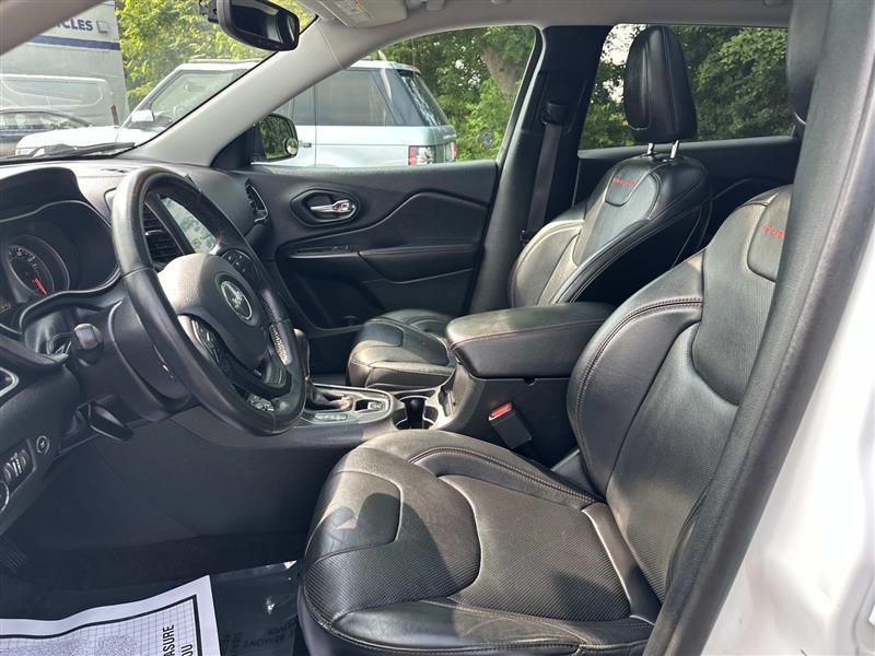Jeep Cherokee  2019