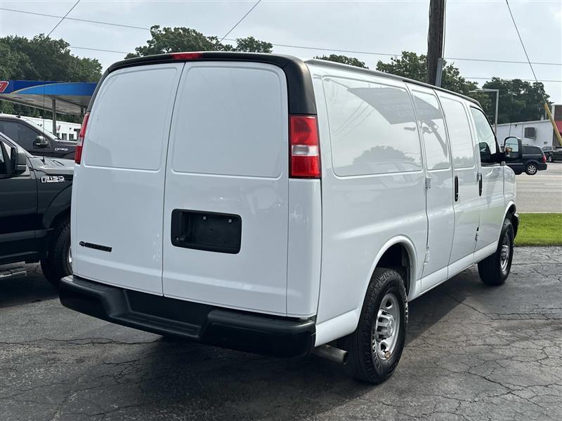 Chevrolet Express  2023