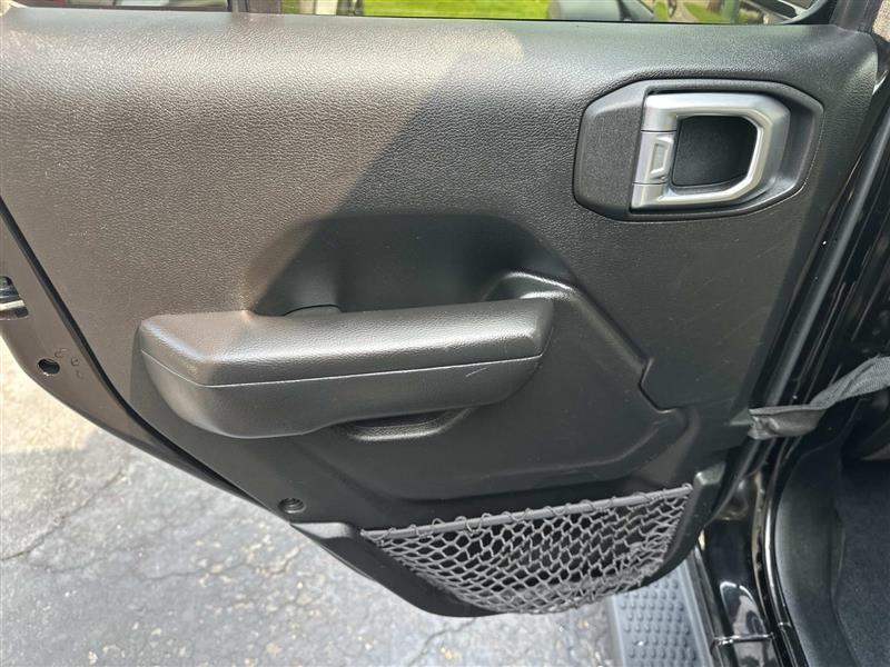 Jeep Wrangler  2018