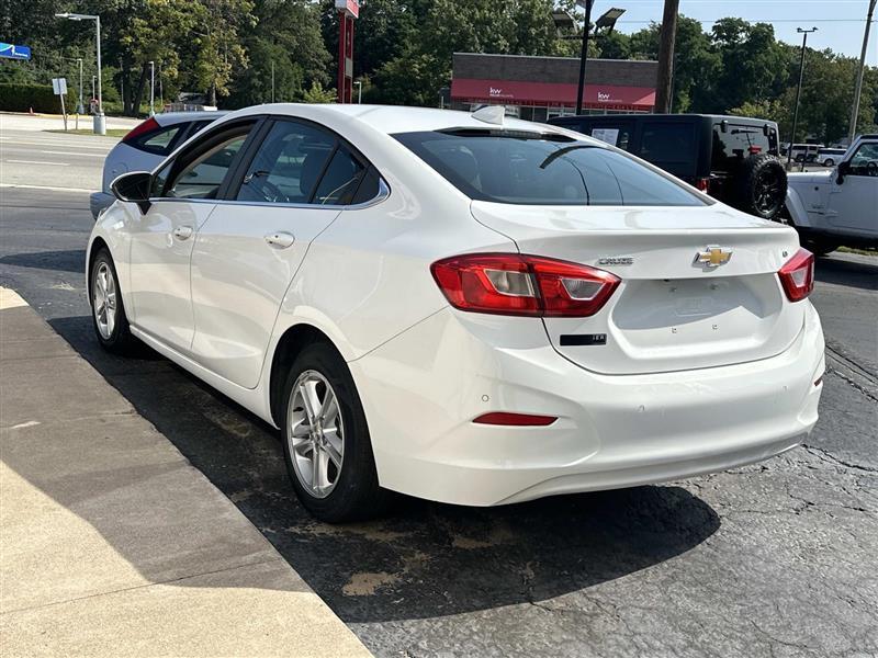 Chevrolet Cruze  2018
