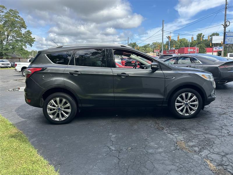 Ford Escape  2017