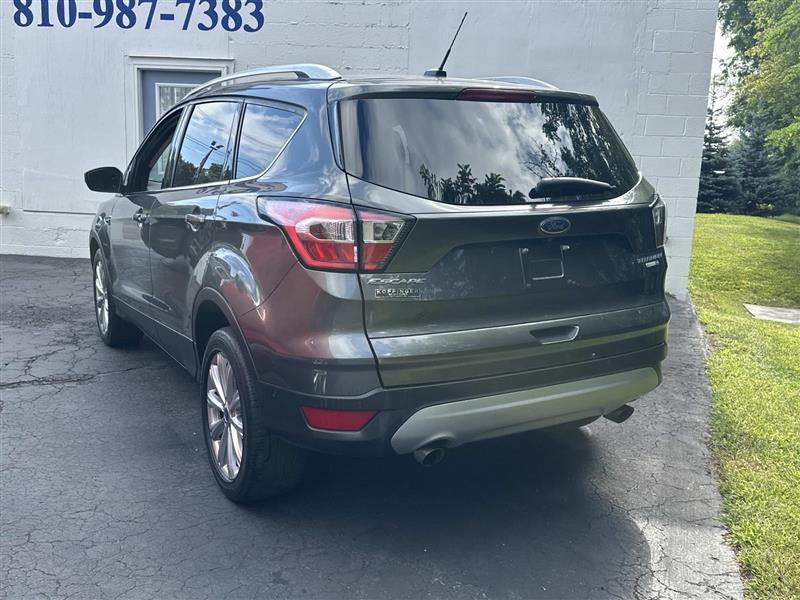 Ford Escape  2017