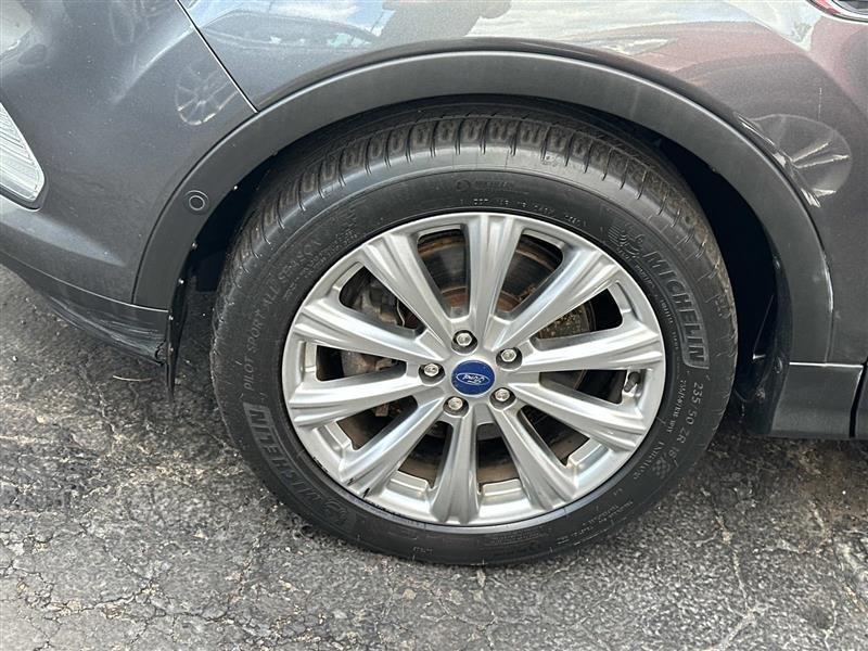 Ford Escape  2017