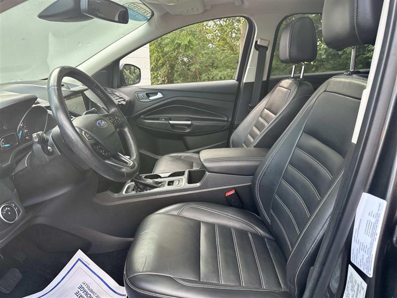Ford Escape  2017