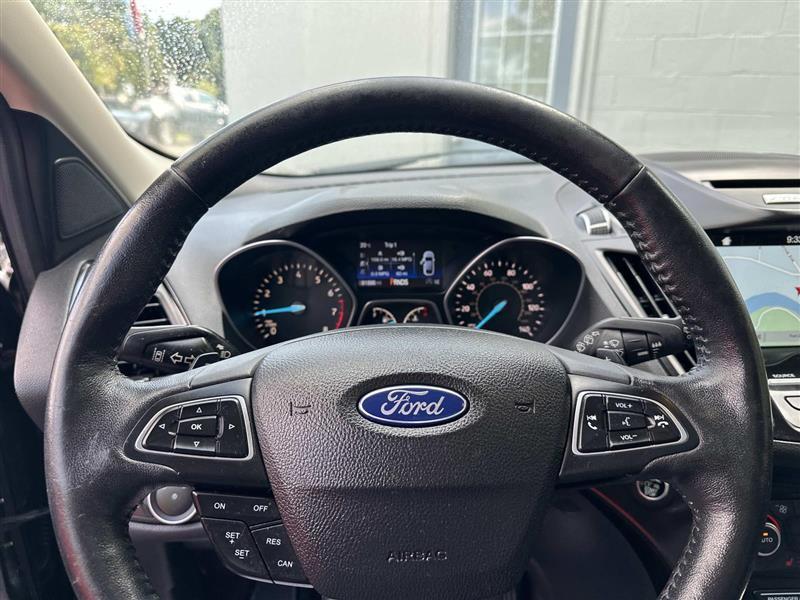 Ford Escape  2017