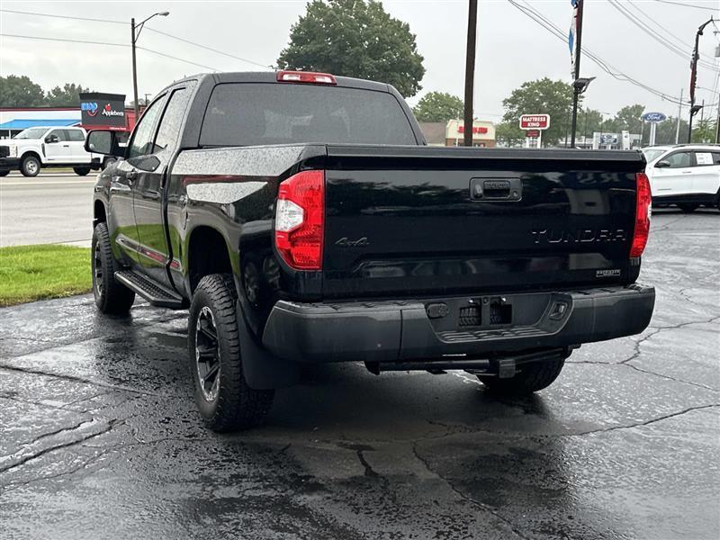 Toyota Tundra  2018