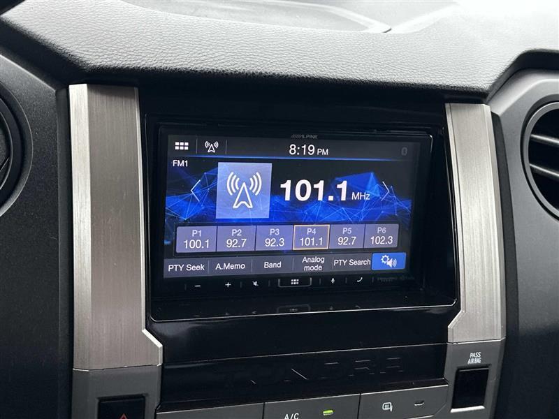 Toyota Tundra  2018