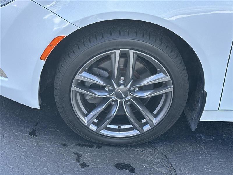 Chrysler 200  2016