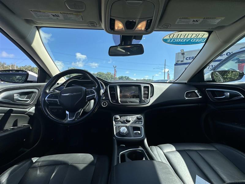 Chrysler 200  2016