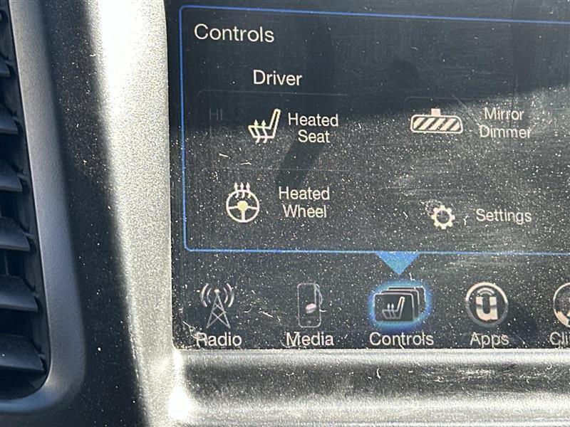 Chrysler 200  2016