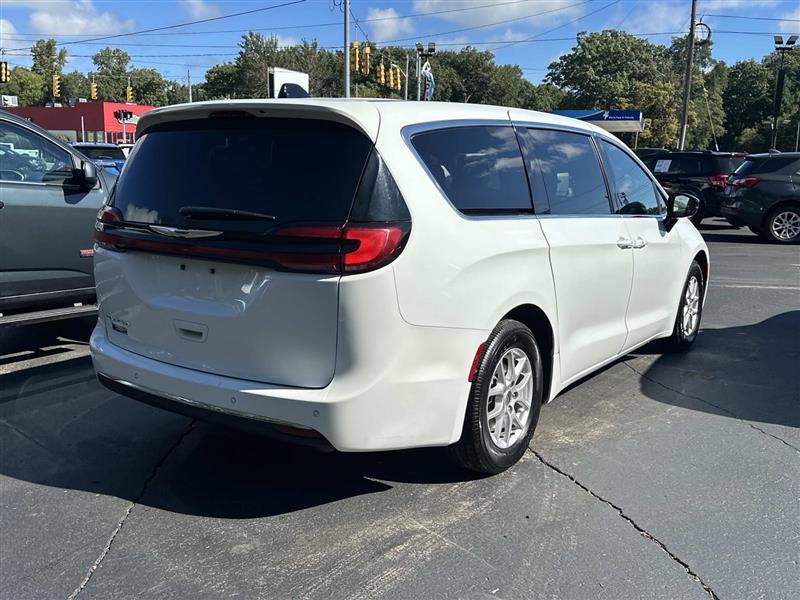 Chrysler Pacifica  2025