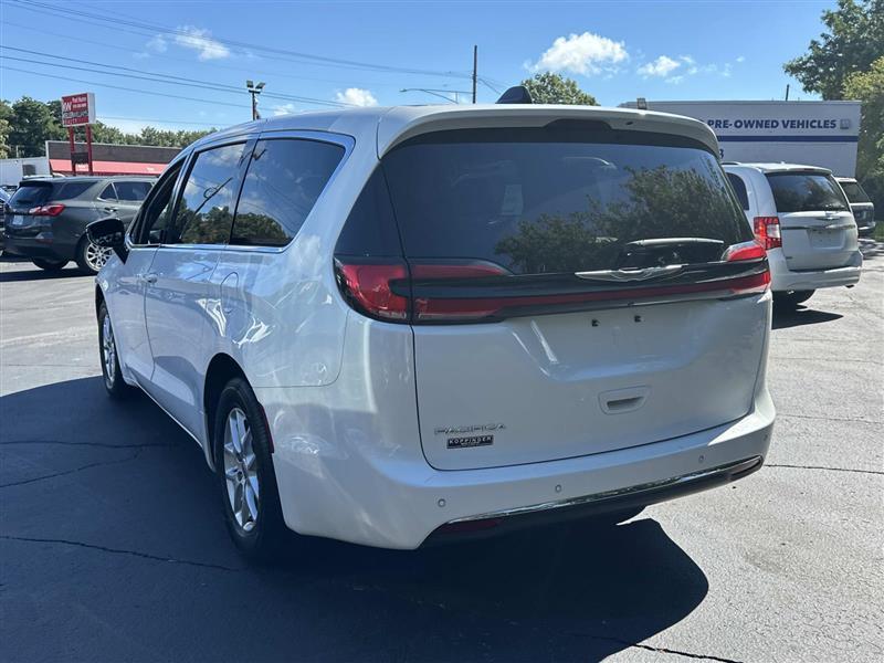 Chrysler Pacifica  2025