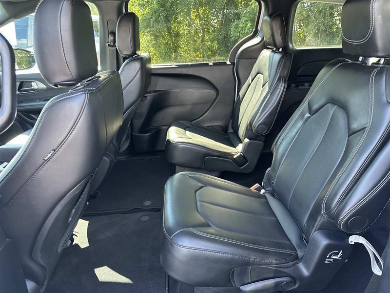 Chrysler Pacifica  2025