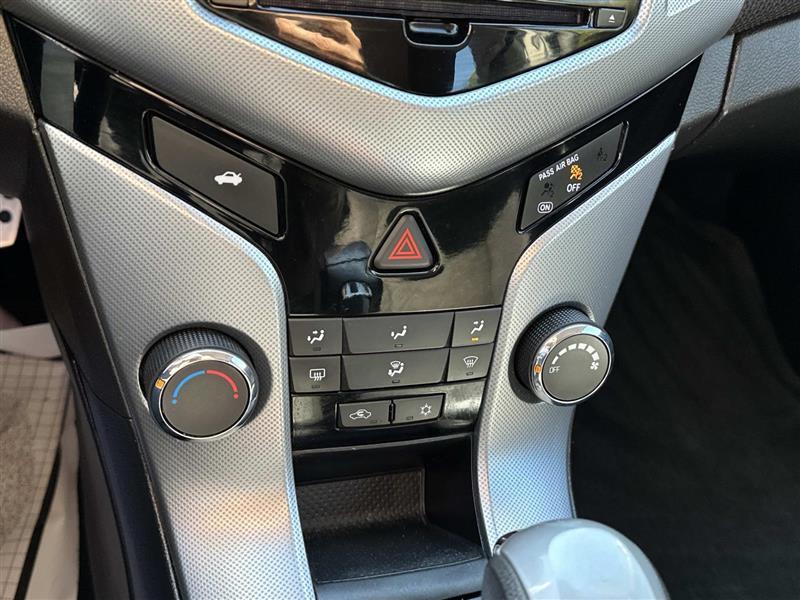 Chevrolet Cruze  2015