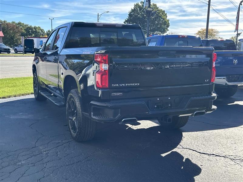 Chevrolet Silverado 1500  2021