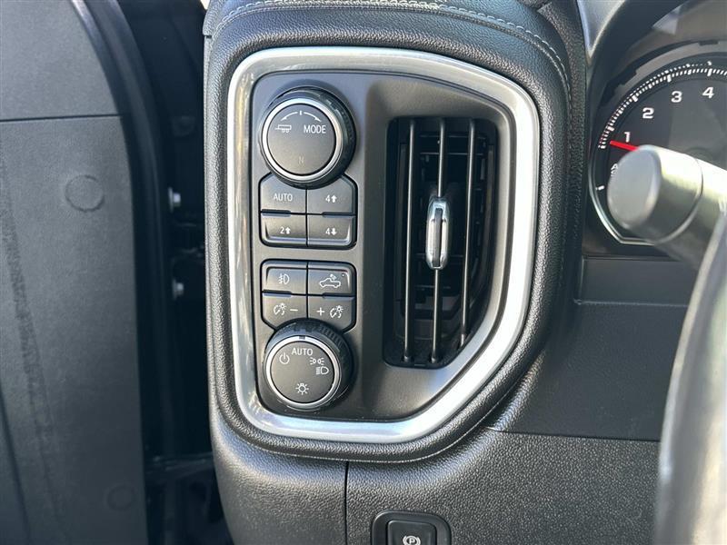 Chevrolet Silverado 1500  2021