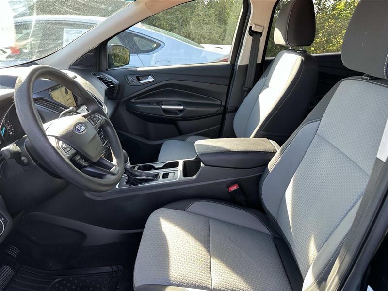 Ford Escape  2017