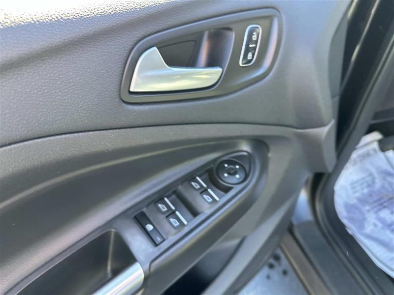 Ford Escape  2017