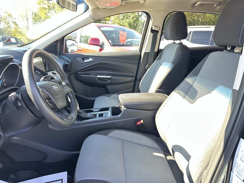 Ford Escape  2017