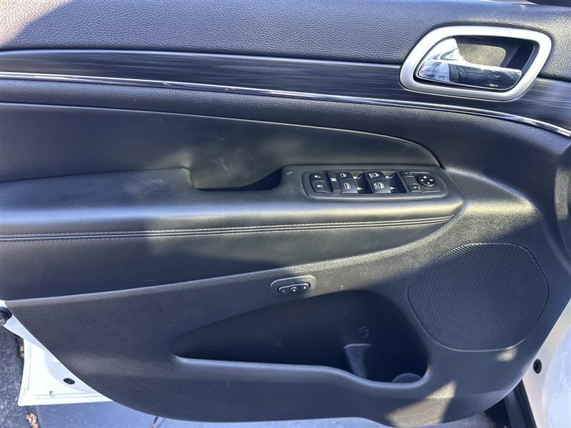 Jeep Grand Cherokee  2021