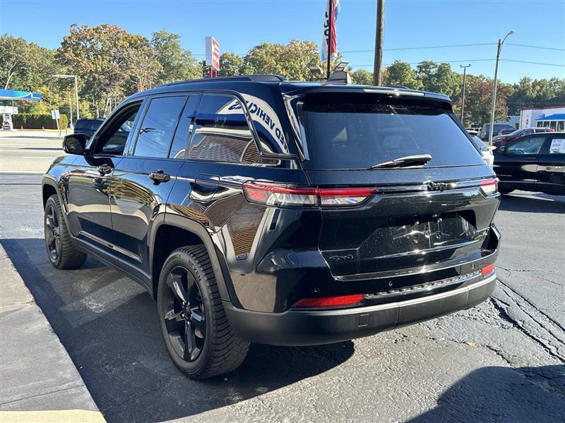 Jeep Grand Cherokee  2023