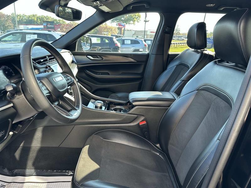 Jeep Grand Cherokee  2023