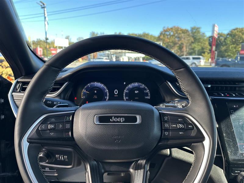 Jeep Grand Cherokee  2023