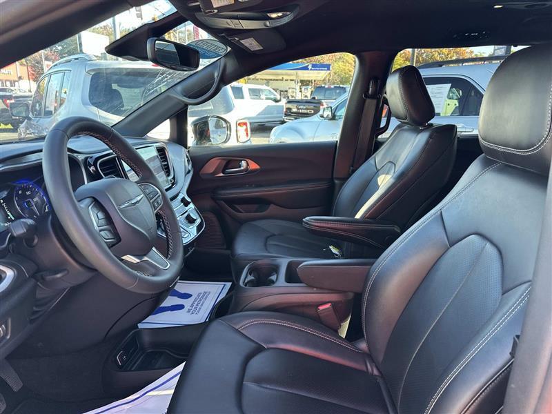 Chrysler Pacifica  2026