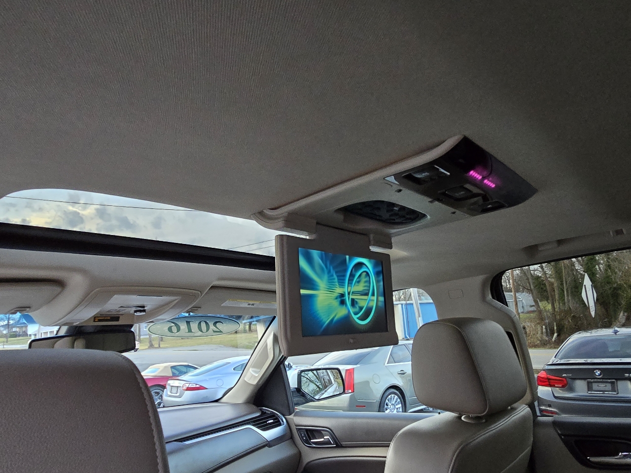 Chevrolet Suburban LT 4WD 2016