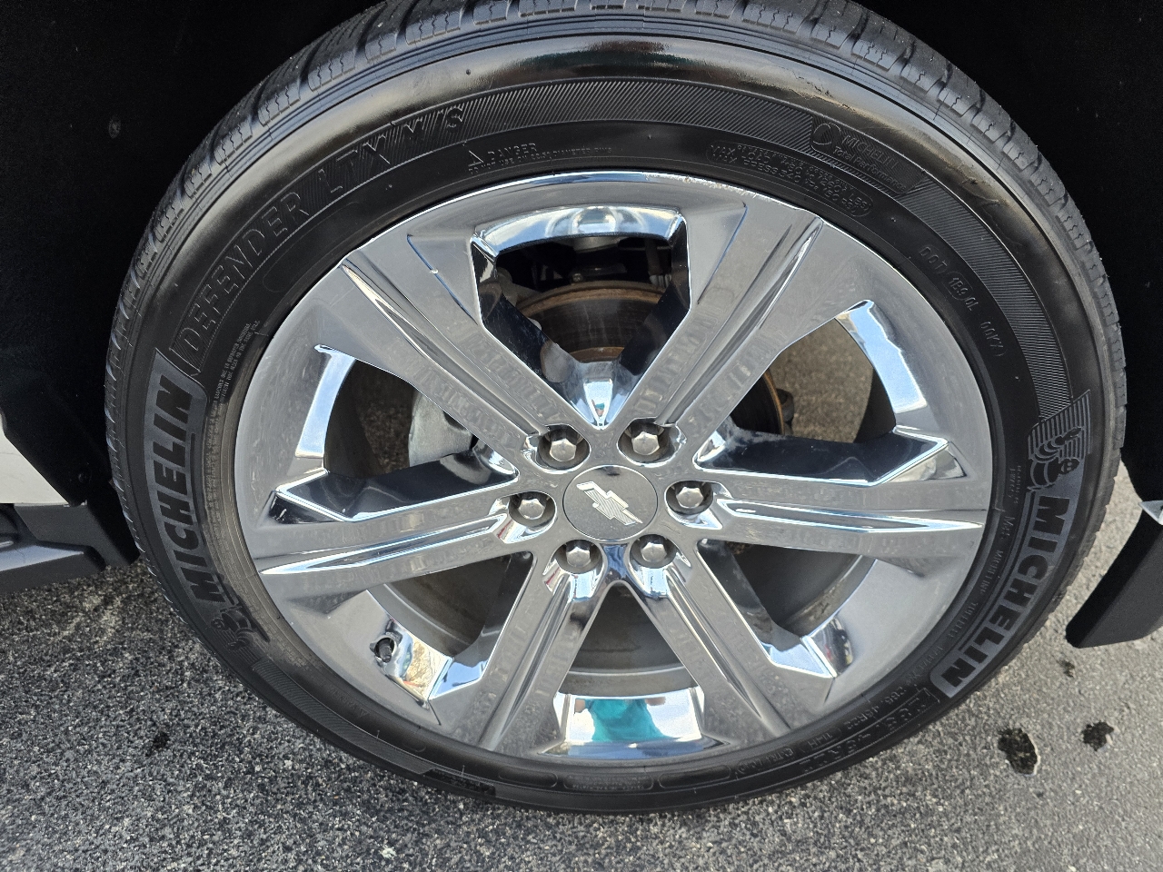 Chevrolet Suburban LT 4WD 2016