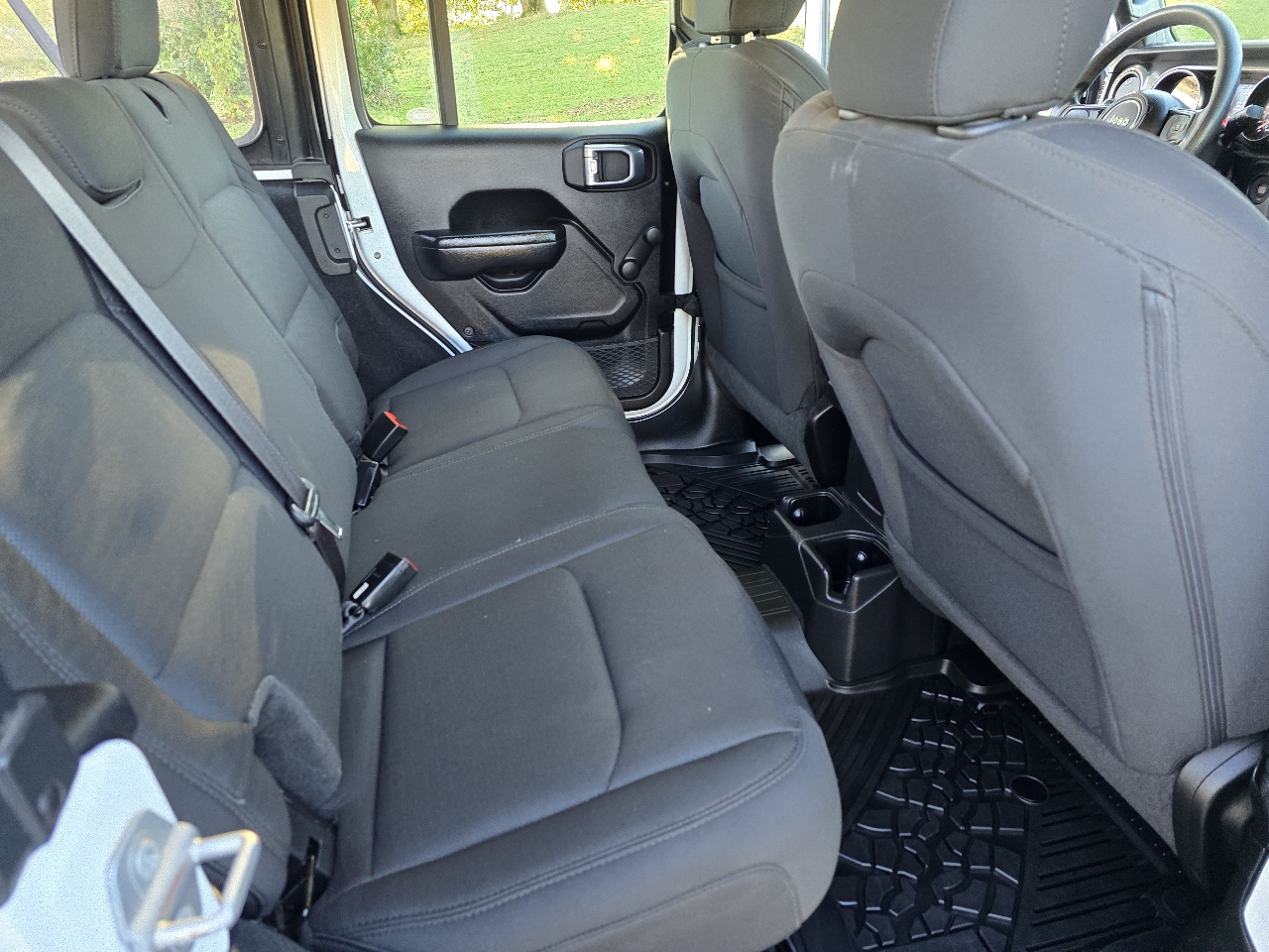 Jeep Wrangler Unlimited Sport 2022