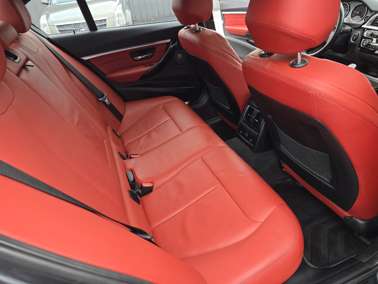 BMW 3-Series 328i xDrive Sedan 2016