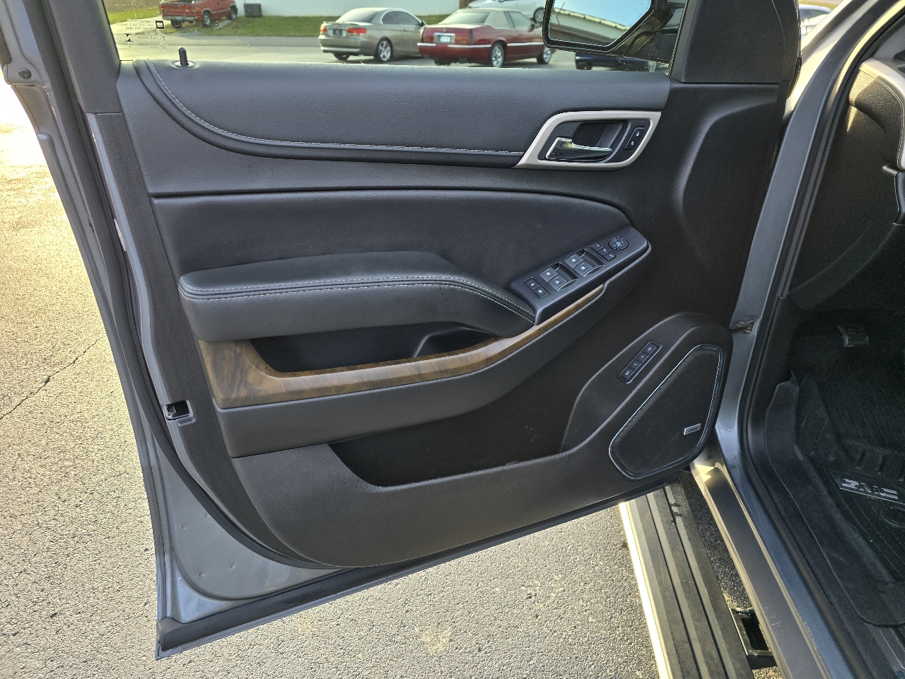 GMC Yukon Denali 4WD 2018