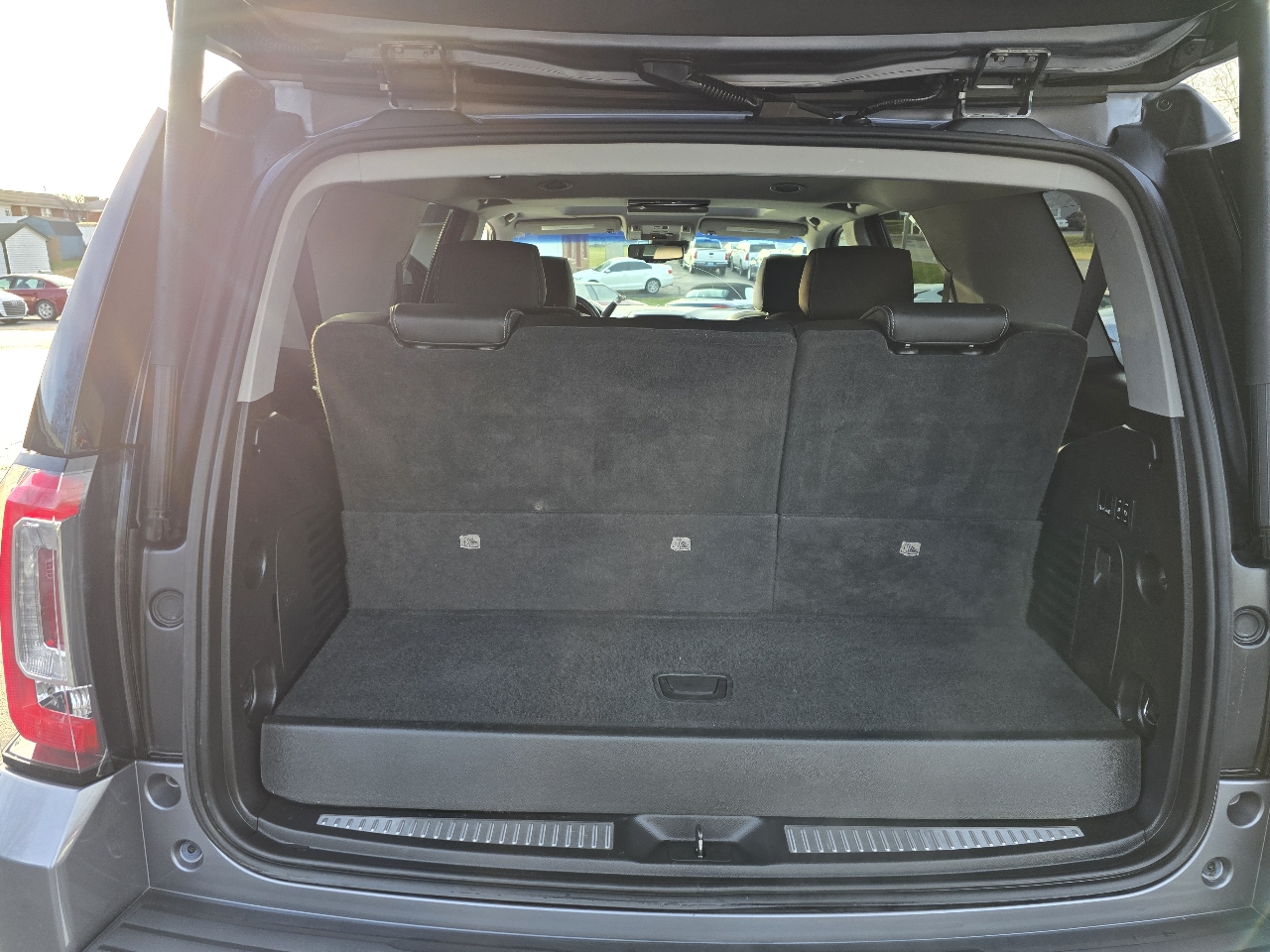 GMC Yukon Denali 4WD 2018