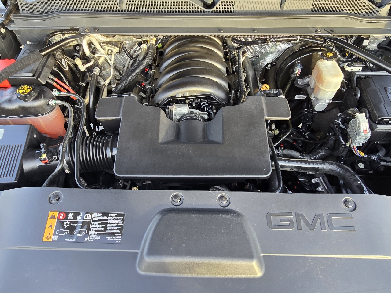 GMC Yukon Denali 4WD 2018