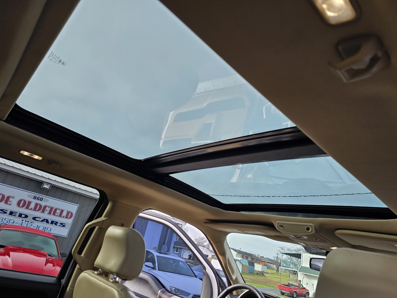 Ford F-150 4WD SuperCrew 145" Lariat 2015