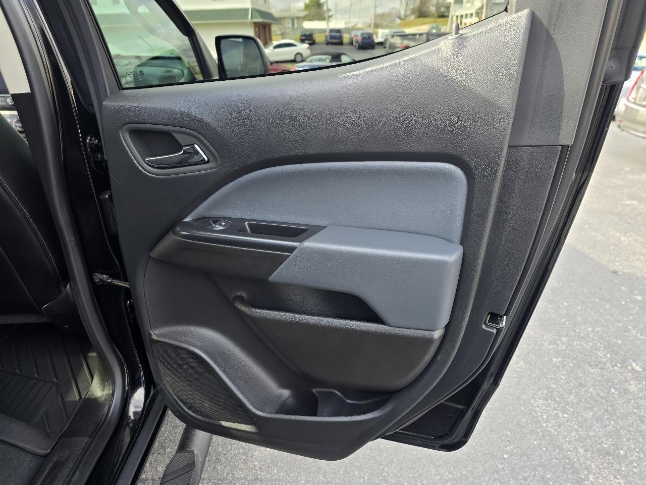 Chevrolet Colorado 4WD Crew Cab 140.5" Z71 2022