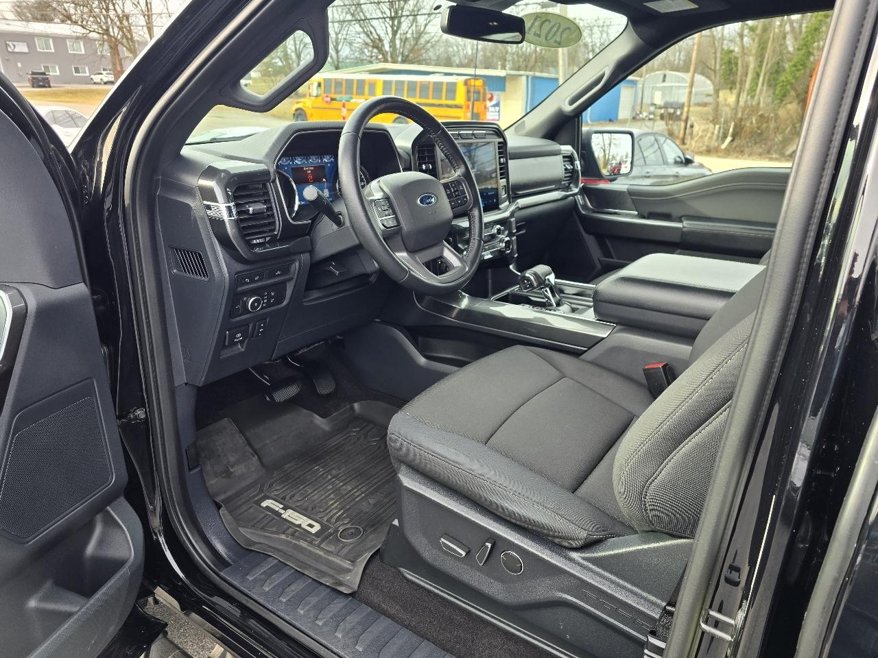 Ford F-150 4WD SuperCab 145" XLT 2021