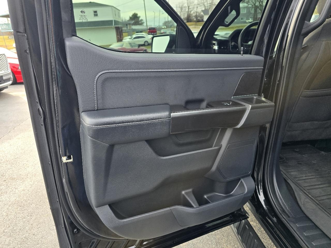 Ford F-150 4WD SuperCab 145" XLT 2021